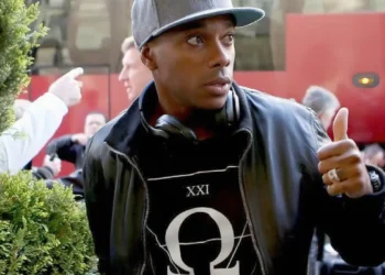 Robinho é transferido de Tremembé para o Centro de Ressocialização de Limeira após pedido da defesa. Ex-jogador cumpre pena de nove anos por condenação na Itália por estupro.