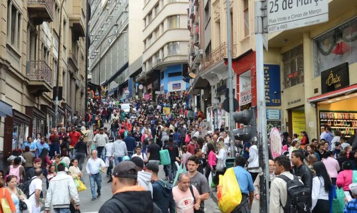 IBGE divulga levantamento com os nomes e sobrenomes mais populares do Brasil, com base no Censo 2022. Maria, José e Silva lideram. Site interativo mostra tendências e curiosidades regionais.