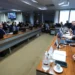 CAE do Senado aprova isenção do Imposto de Renda para salários de até R$ 5 mil e redução gradual para rendas de até R$ 7.350. Proposta segue para o plenário e, se sancionada até o fim do ano, entra em vigor em janeiro de 2026.