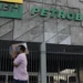 Petrobras aprova Plano de Negócios 2026-2030 com investimento de US$ 109 bilhões, foco em transição energética, geração de empregos e contribuição tributária. Estratégia substitui plano 2025-29.