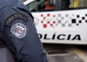 Levantamento aponta que estados gastam quase 5 mil vezes mais com polícias do que com políticas para egressos do sistema prisional.