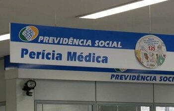O Ministério da Previdência Social promove mutirão de perícias médicas neste fim de semana (8 e 9/11) em vários estados, totalizando mais de 3.300 atendimentos. A iniciativa visa agilizar a análise de benefícios e diminuir a fila do INSS.