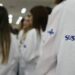 A Comissão Intergestores Tripartite aprovou a Política Nacional de Residências em Saúde, que reorganiza e fortalece a formação de especialistas pelo SUS, amplia vagas, qualifica programas e reduz desigualdades regionais na distribuição de profissionais.
