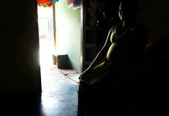 Ministérios das Mulheres e dos Direitos Humanos defendem resolução do Conanda sobre aborto legal em casos de estupro de vulneráveis e criticam projeto que busca restringir o direito de meninas vítimas de violência.