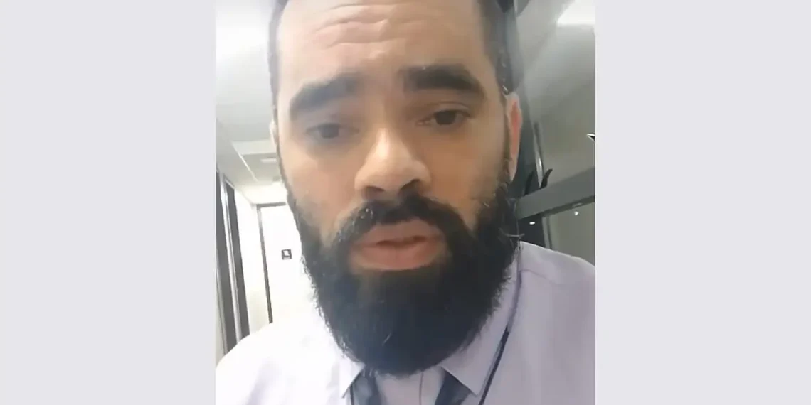 Coordenador da Frente de Evangélicos pelo Estado de Direito, Ismael Lopes, é agredido durante vigília em apoio a Jair Bolsonaro em Brasília. Ele passou por exame de corpo de delito e registrou ocorrência.