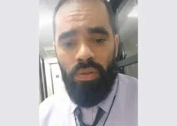 Coordenador da Frente de Evangélicos pelo Estado de Direito, Ismael Lopes, é agredido durante vigília em apoio a Jair Bolsonaro em Brasília. Ele passou por exame de corpo de delito e registrou ocorrência.