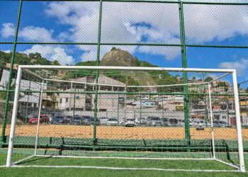 Praça Judith Coutinho, em Gurigica, ganha quadra coberta e complexo esportivo que ampliam lazer, esporte e convivência no bairro.