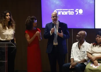 EBC e Funarte firmam acordo para produzir e difundir conteúdos culturais inéditos em rádios, TVs e plataformas digitais.