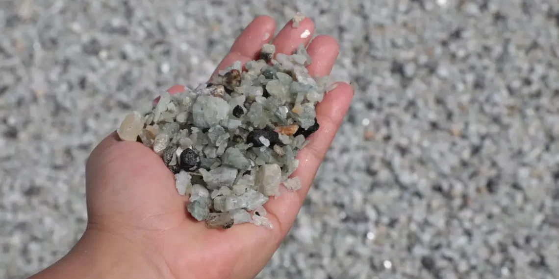 Relatório do Ipea mostra que o Brasil tem grande potencial geológico em minerais críticos, como lítio e níquel, e pode iniciar novo ciclo de investimentos para elevar sua participação na cadeia global da transição energética.
