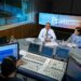 Ministro Alexandre Padilha afirma que o Brasil reverte fake news sobre vacinas e amplia cobertura vacinal. Governo celebra vacina nacional contra a dengue e novas campanhas do SUS.