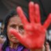 Lula sanciona lei que amplia penas para crimes sexuais contra vulneráveis, estabelece monitoramento de condenados e reforça ações de prevenção e proteção a crianças, adolescentes e mulheres.