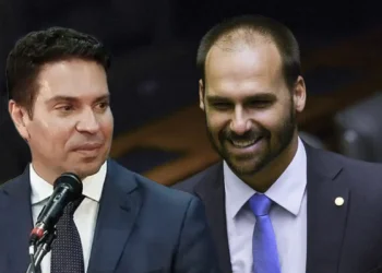 Câmara dos Deputados cassa os mandatos de Eduardo Bolsonaro e Alexandre Ramagem por faltas e condenação no STF, decisão foi publicada no Diário da Câmara.