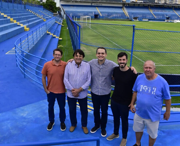 Vitória e Rio Branco firmam parceria e Estádio Salvador Costa receberá os primeiros jogos do Capixabão 2026. Acordo garante uso do estádio enquanto o Kleber Andrade passa por manutenção.