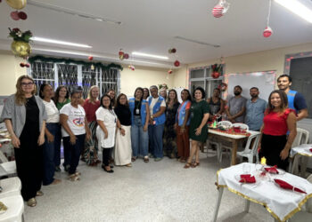 Ação do Serviço de Abordagem Social garante ceia de Natal a pessoas em situação de rua em Vitória, com acolhimento humanizado e fortalecimento de vínculos.