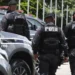 Polícia Civil prende homem que atropelou e arrastou uma mulher na Marginal Tietê, em São Paulo. Suspeito foi baleado ao resistir à prisão e responderá por tentativa de feminicídio.