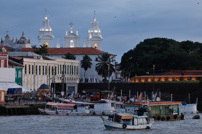 Rádio Nacional da Amazônia apresenta retrospectiva de 2025 em minissérie com quatro episódios, destacando política, meio ambiente, COP30, cultura e povos da floresta.