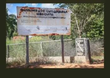 Comunidade quilombola Mesquita, em Goiás, tem território reconhecido pelo Incra e aguarda retirada de fazendeiros. Medida amplia área em 80% e reforça reparação histórica.