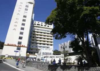 Ministério da Saúde destina R$ 1 bilhão para santas casas e hospitais filantrópicos, com reajuste anual e reforço ao atendimento pelo SUS.