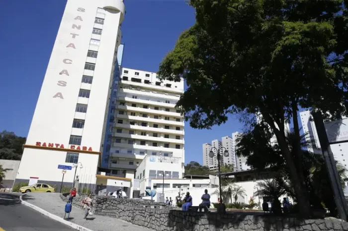 Ministério da Saúde destina R$ 1 bilhão para santas casas e hospitais filantrópicos, com reajuste anual e reforço ao atendimento pelo SUS.