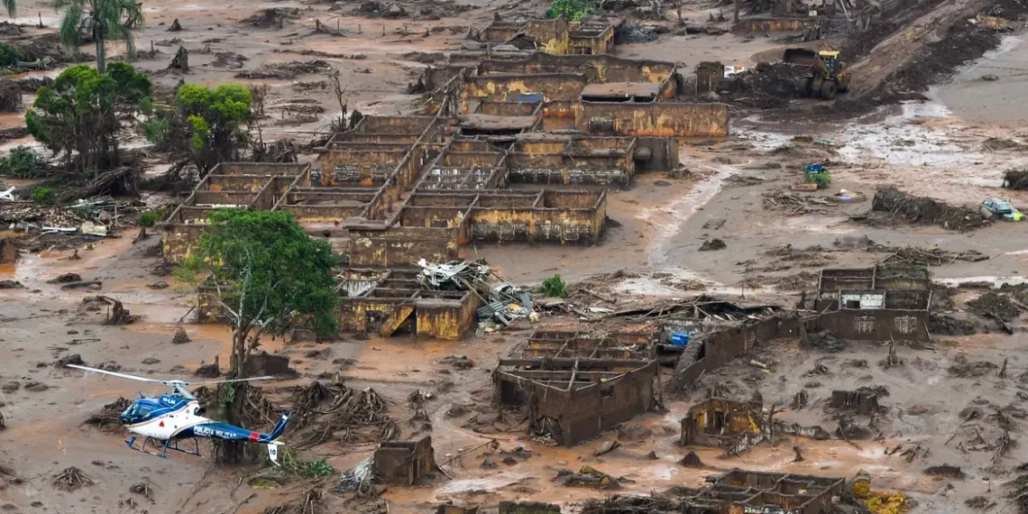 Estudo da UFMG mostra que, sete anos após o rompimento da barragem em Brumadinho, moradores ainda sofrem com adoecimento, medo de contaminação, problemas no abastecimento de água e perdas econômicas. Veja os principais impactos.