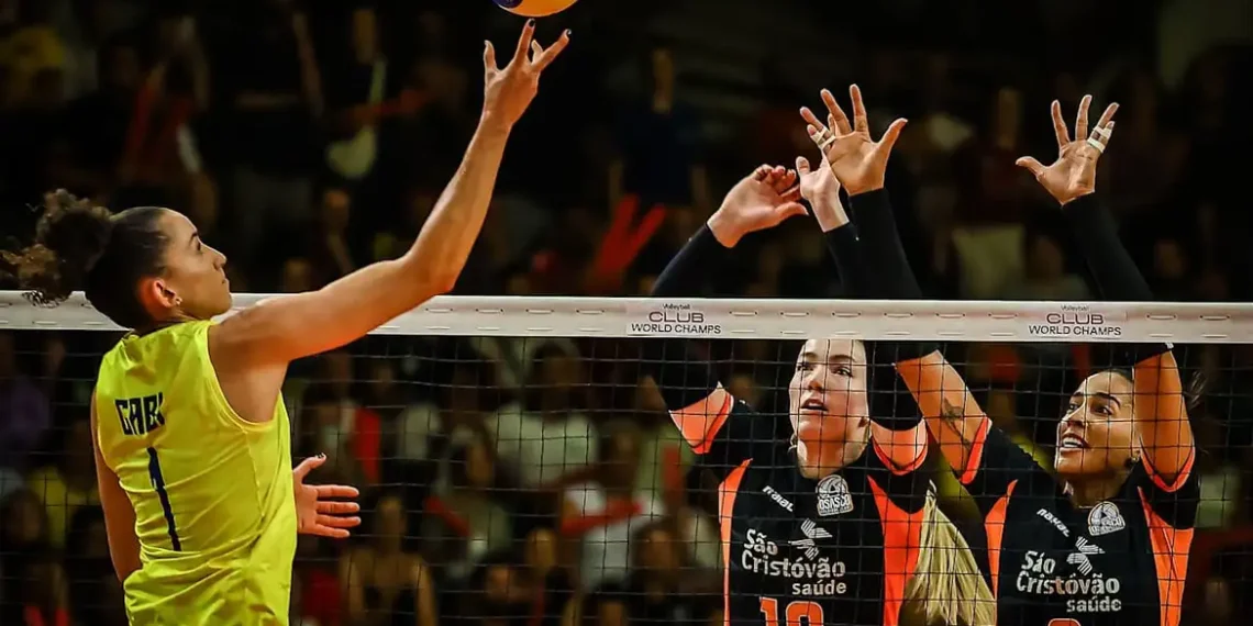 Osasco e Dentil Praia Clube foram derrotados nas semifinais do Mundial de Clubes de vôlei feminino e decidem o terceiro lugar neste domingo, no Pacaembu, em São Paulo.