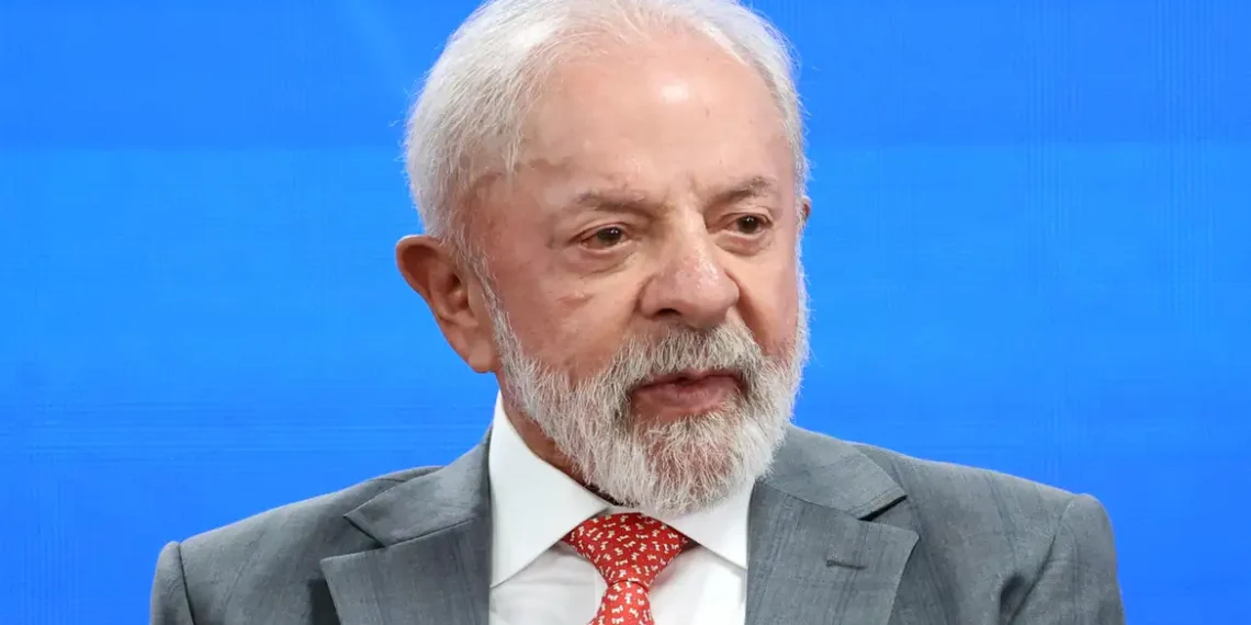 Presidente Lula reúne STF, Banco Central, Polícia Federal e Receita Federal para discutir estratégias integradas de combate ao crime organizado no Brasil.