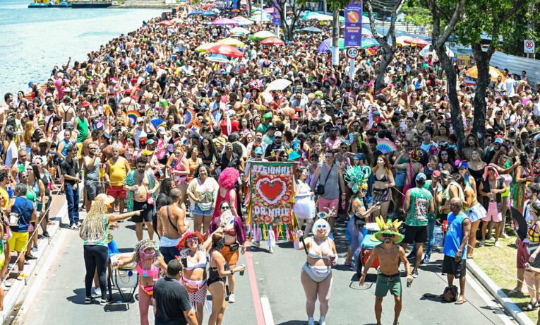 Carnaval 2026 no ES terá horários e regras específicas para blocos de rua