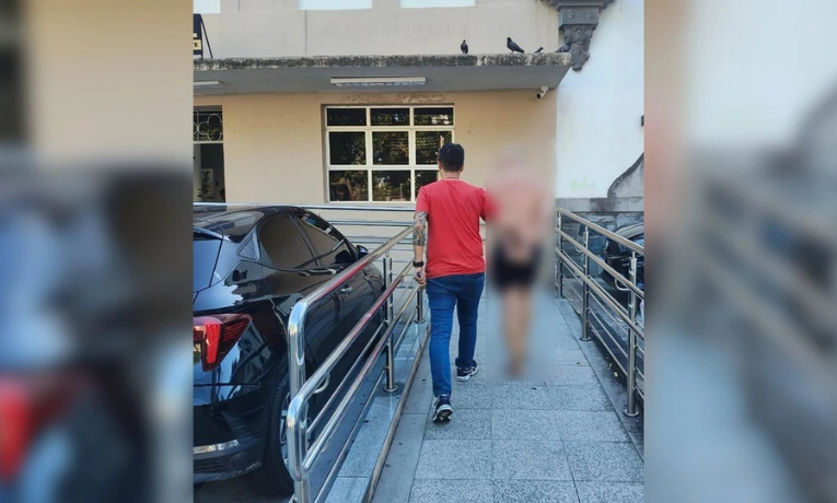 Professor é preso em Vila Velha e Serra acusado de trocar notas por fotos íntimas de alunos; crimes ocorreram entre 2023 e 2024 e investigação segue em sigilo.