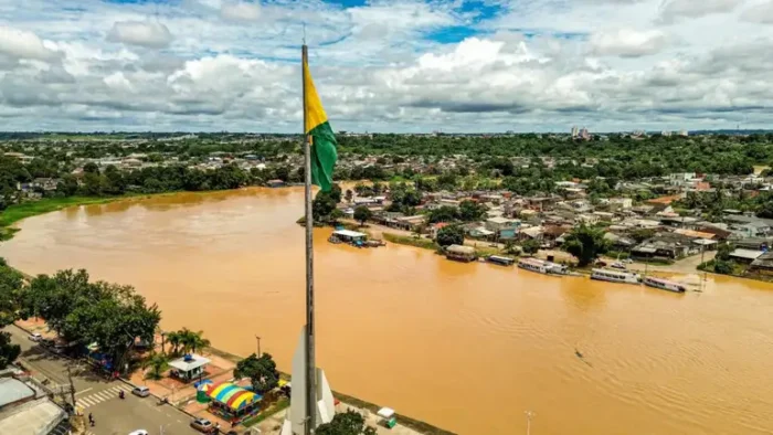 Rio Acre supera cota de inundação em Rio Branco ao atingir 14,55 metros, mas expectativa do SGB é de estabilização e início de queda do nível.