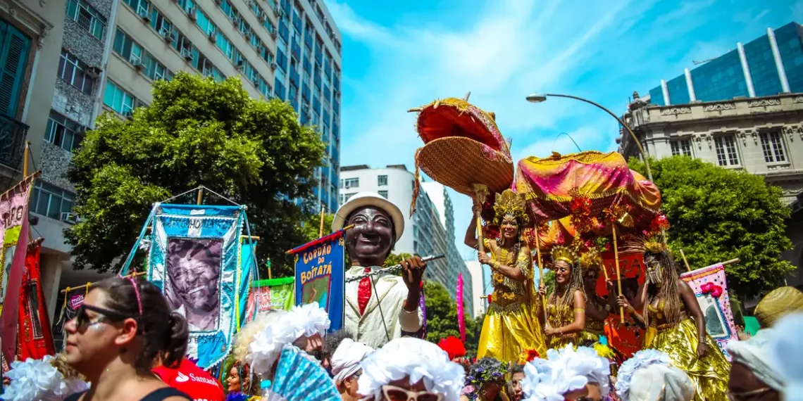 O Cordão do Boitatá estreia no circuito dos megablocos do carnaval do Rio em 2026. Bloco comemora 30 anos, desfila no Circuito Preta Gil e homenageia nomes da música brasileira.
