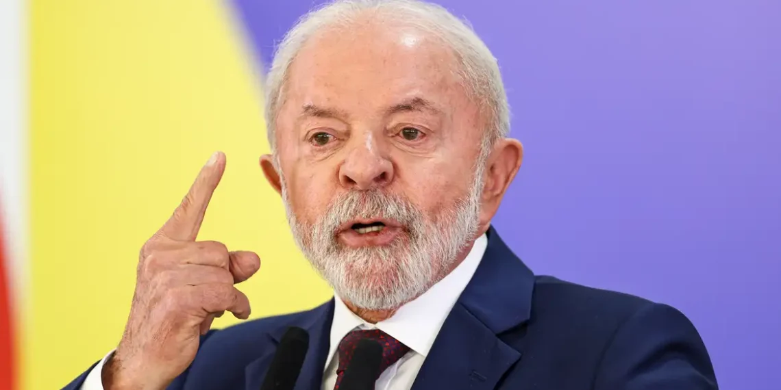O presidente Lula anunciou a isenção de vistos de curta duração para cidadãos chineses, em reciprocidade à política adotada pela China desde 2025 para brasileiros.