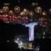 O Réveillon de Copacabana reuniu 2,6 milhões de pessoas e foi reconhecido como o maior do mundo. Queima de fogos histórica, show com drones e 13 palcos marcaram a virada de 2026 no Rio.