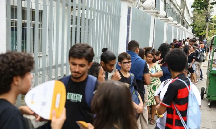 Inscrições para o Prouni 2026 começam nesta segunda (26) e oferecem mais de 590 mil bolsas integrais e parciais em cursos presenciais e EAD.