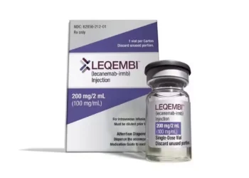 Anvisa libera o medicamento Leqembi para tratamento da fase inicial do Alzheimer. Remédio reduz placas beta-amiloides e pode retardar o declínio cognitivo.