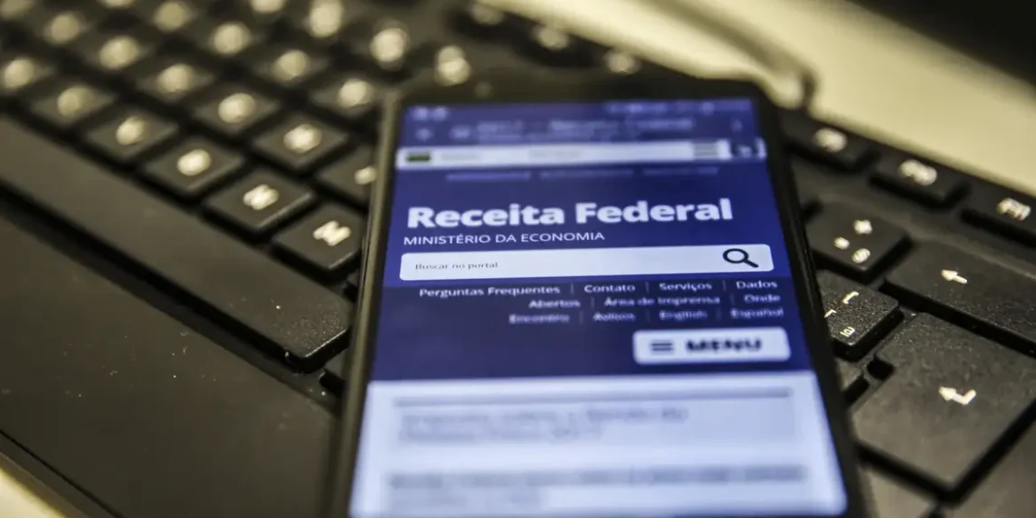 Receita Federal libera nesta sexta-feira (30) o pagamento do lote da malha fina de janeiro. Cerca de 183 mil contribuintes vão receber R$ 403,6 milhões em restituições.