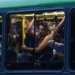 Livro “474: Jacaré/Copacabana” analisa desigualdades sociais do Rio a partir do cotidiano de uma das linhas de ônibus mais simbólicas da cidade.