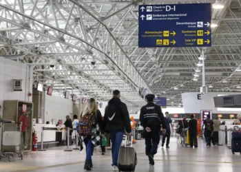 Ministério de Portos e Aeroportos anuncia 40 leilões para 2026, incluindo aeroportos, portos e hidrovia, com foco em ampliar investimentos privados.