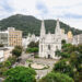 A Catedral Metropolitana de Vitória é um dos principais patrimônios históricos do Espírito Santo, reunindo arquitetura neogótica, vitrais artísticos e memórias que marcam gerações.