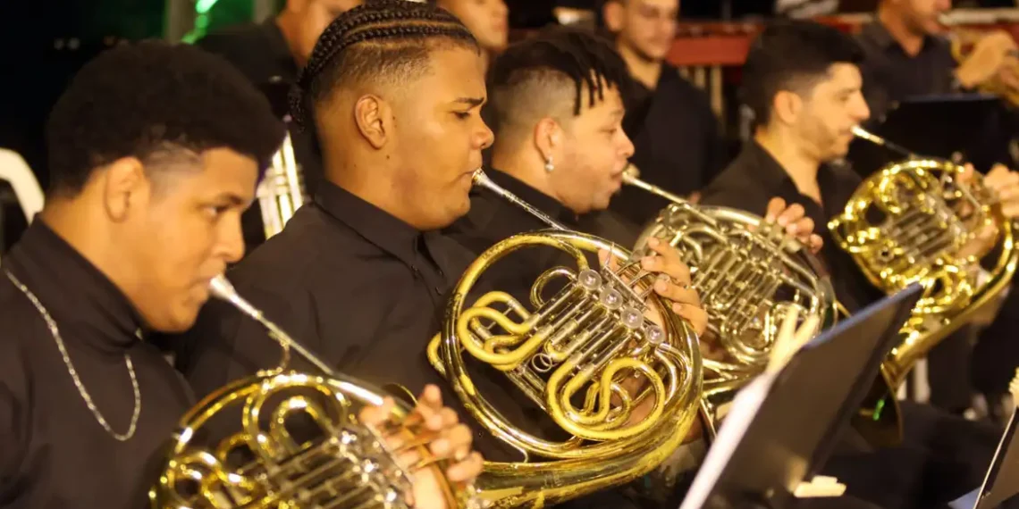 Sesc lança em 2026 a Orquestra Sesc Jovem Brasil, com 51 músicos de 11 estados. Estreia acontece em Pelotas durante festival internacional de música.