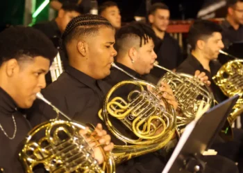 Sesc lança em 2026 a Orquestra Sesc Jovem Brasil, com 51 músicos de 11 estados. Estreia acontece em Pelotas durante festival internacional de música.