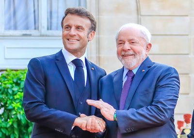 Em telefonema, Lula e Macron discutem Conselho da Paz, defendem fortalecimento da ONU e avançam diálogo sobre cooperação bilateral e acordo Mercosul–UE.