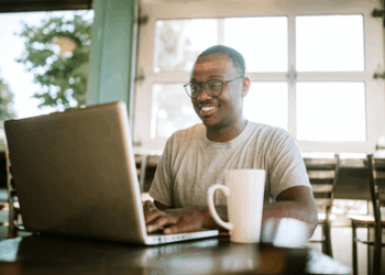 MEIs desenquadrados do Simples Nacional têm até 30 de janeiro para pedir reenquadramento e voltar a recolher tributos pelo regime simplificado.