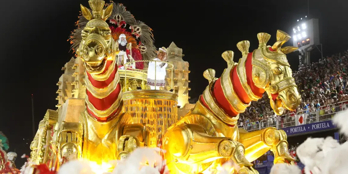 Livro analisa a etimologia e a importância do enredo nas escolas de samba, destacando seu papel histórico, artístico e pedagógico na construção da memória brasileira.
