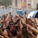 Após 40 anos de história, o bloco Suvaco do Cristo anuncia seu último desfile no carnaval do Rio e cria museu virtual para preservar sua memória.