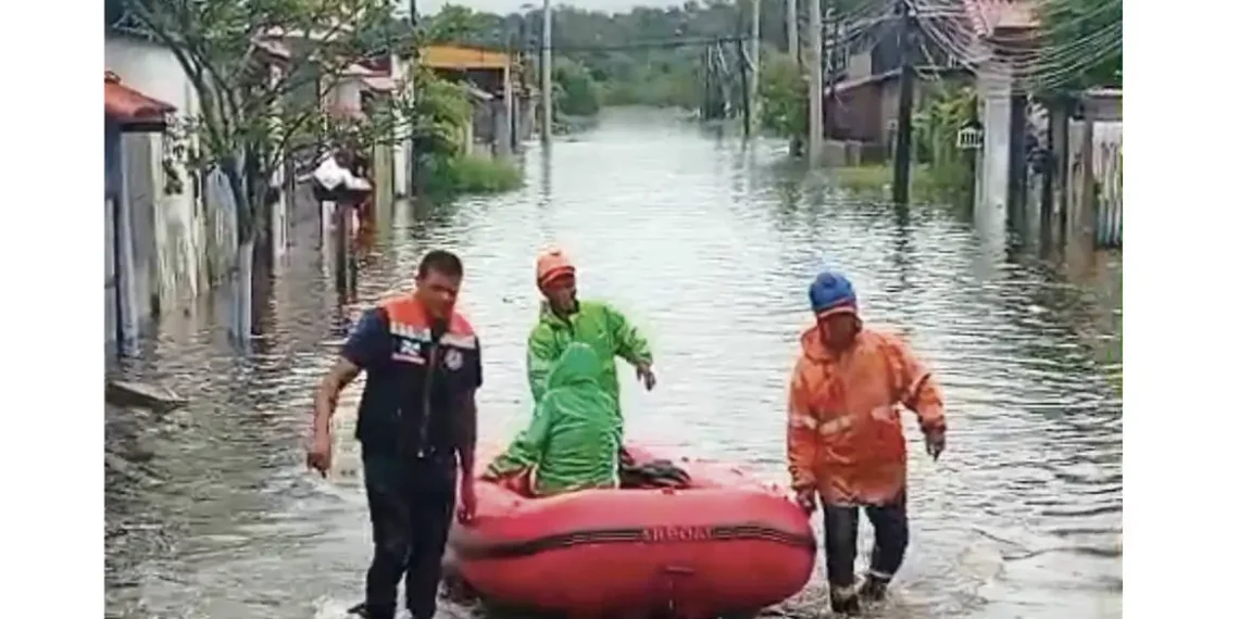 Inmet emite alerta de grande perigo para o Sudeste devido ao acumulado de chuva até sexta-feira (27). Litoral de SP, MG e ES estão entre as áreas mais afetadas.