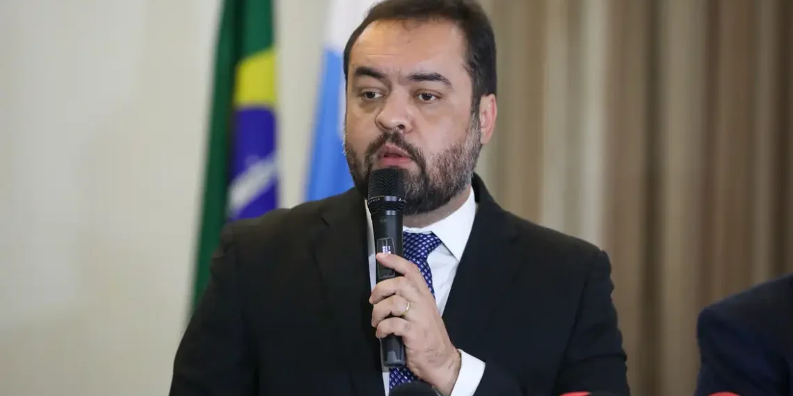 TSE marcou para 10 de março a retomada do julgamento que pode cassar o mandato do governador Cláudio Castro por abuso de poder político e econômico nas eleições de 2022.