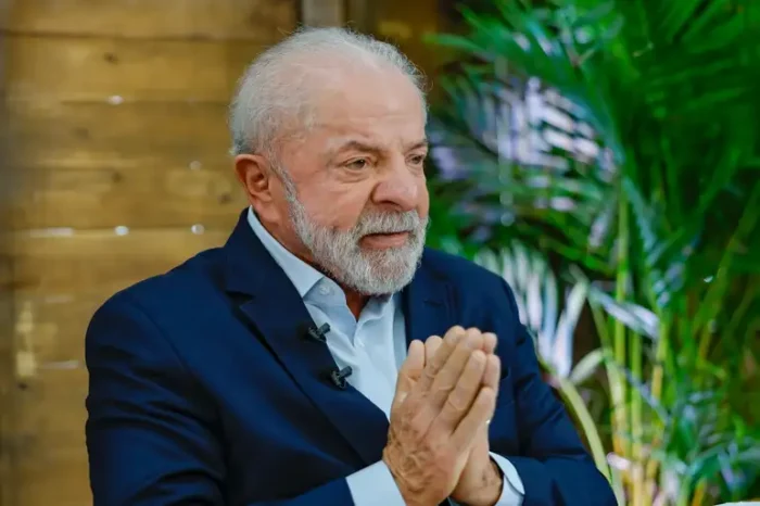 Em Salvador, Lula disse que 2026 será um ano de confronto entre verdade e mentira, criticou fake news e anunciou investimentos milionários para fortalecer o SUS.