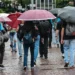 Inmet alerta para chuvas intensas no Sudeste neste fim de semana, com risco de alagamentos e deslizamentos. Mais de 120 municípios estão sob aviso vermelho.