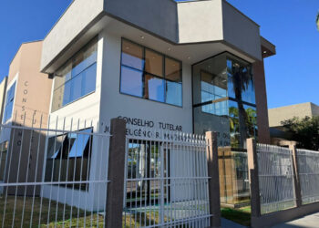 PEC 3/2025 propõe que municípios do Espírito Santo reservem recursos obrigatórios para conselhos tutelares, garantindo estrutura, autonomia e melhores condições de trabalho.