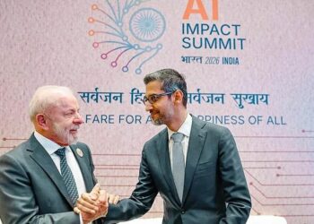 Lula se reúne com Sundar Pichai, diretor-executivo da Google, para discutir investimentos, inteligência artificial e regulação digital; agenda internacional também inclui encontros com líderes globais.